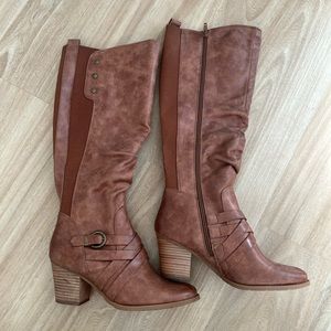 Baretraps heeled boots
